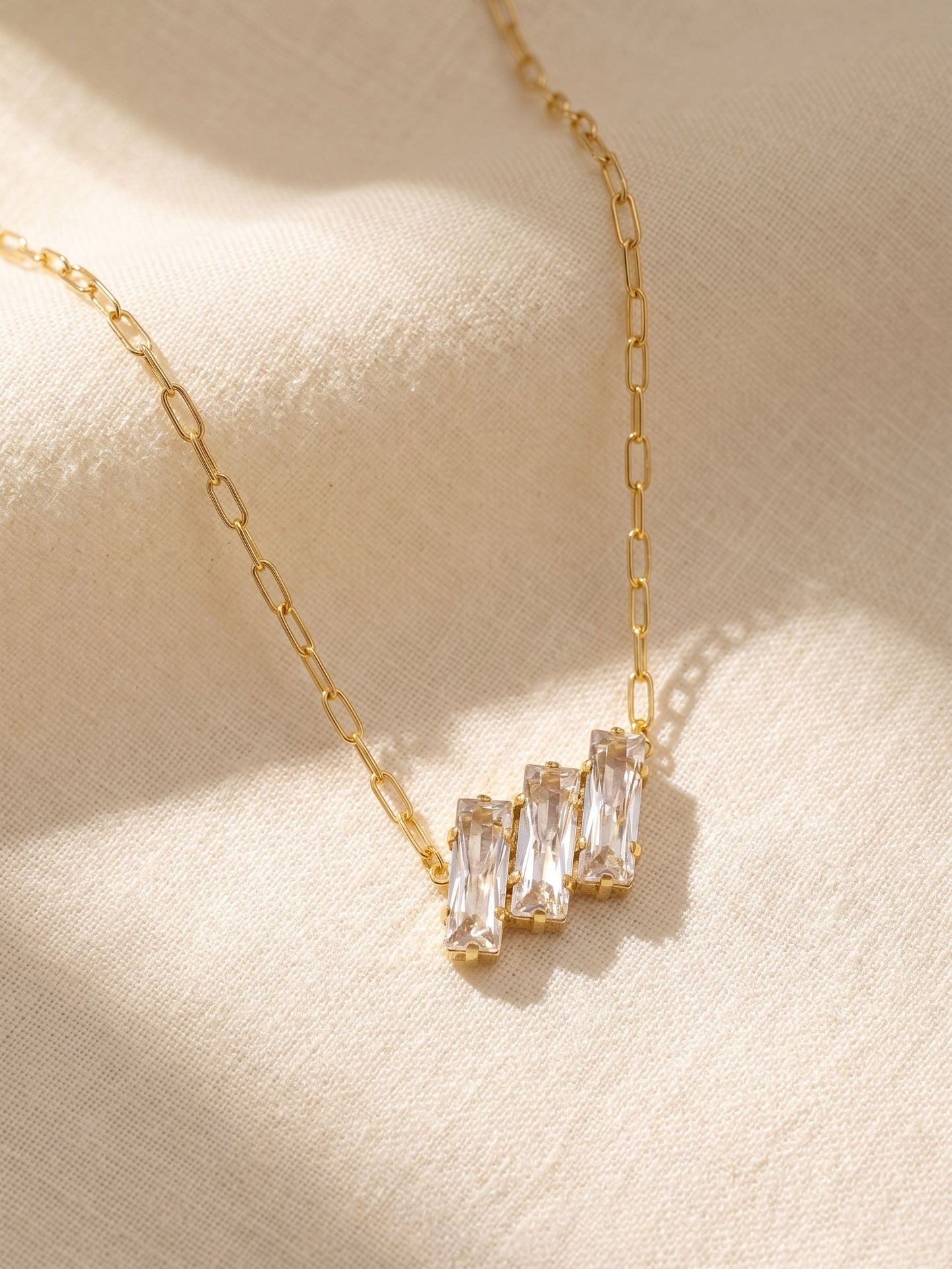 4NGK8BGCRY - Necklace