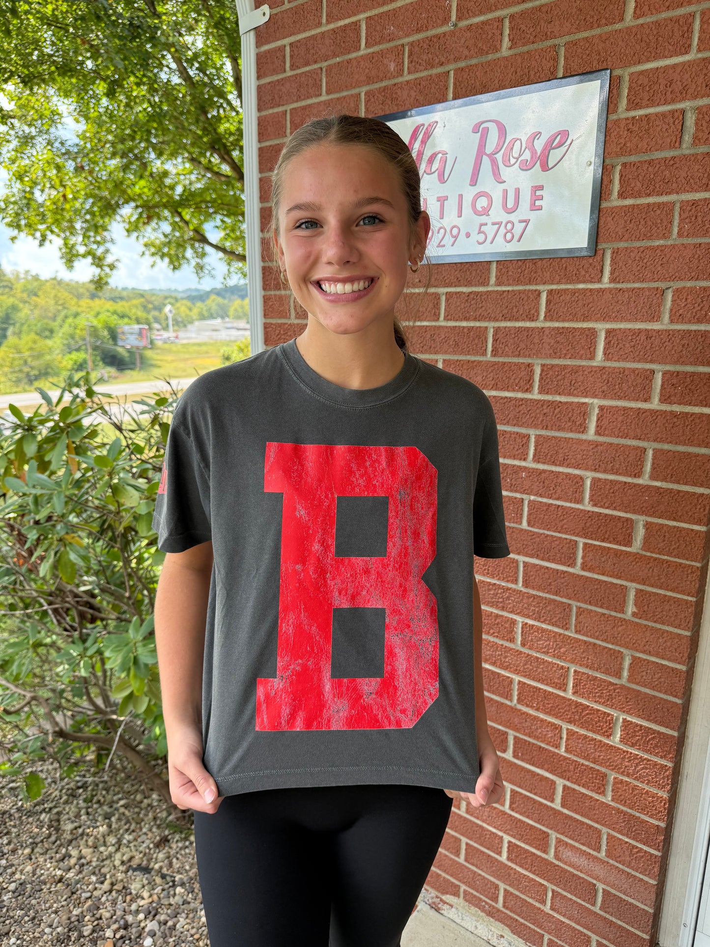 "B" Tee