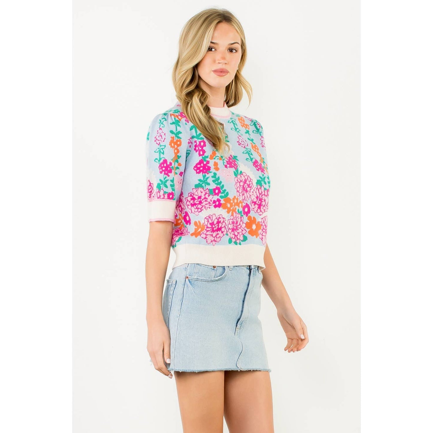 Short Sleeve Floral Knit Top