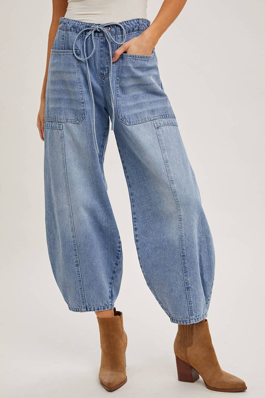 Mid Rise Barrel Jean