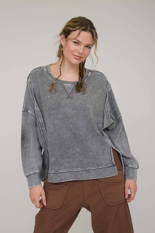 Washed Exposed Seam Top