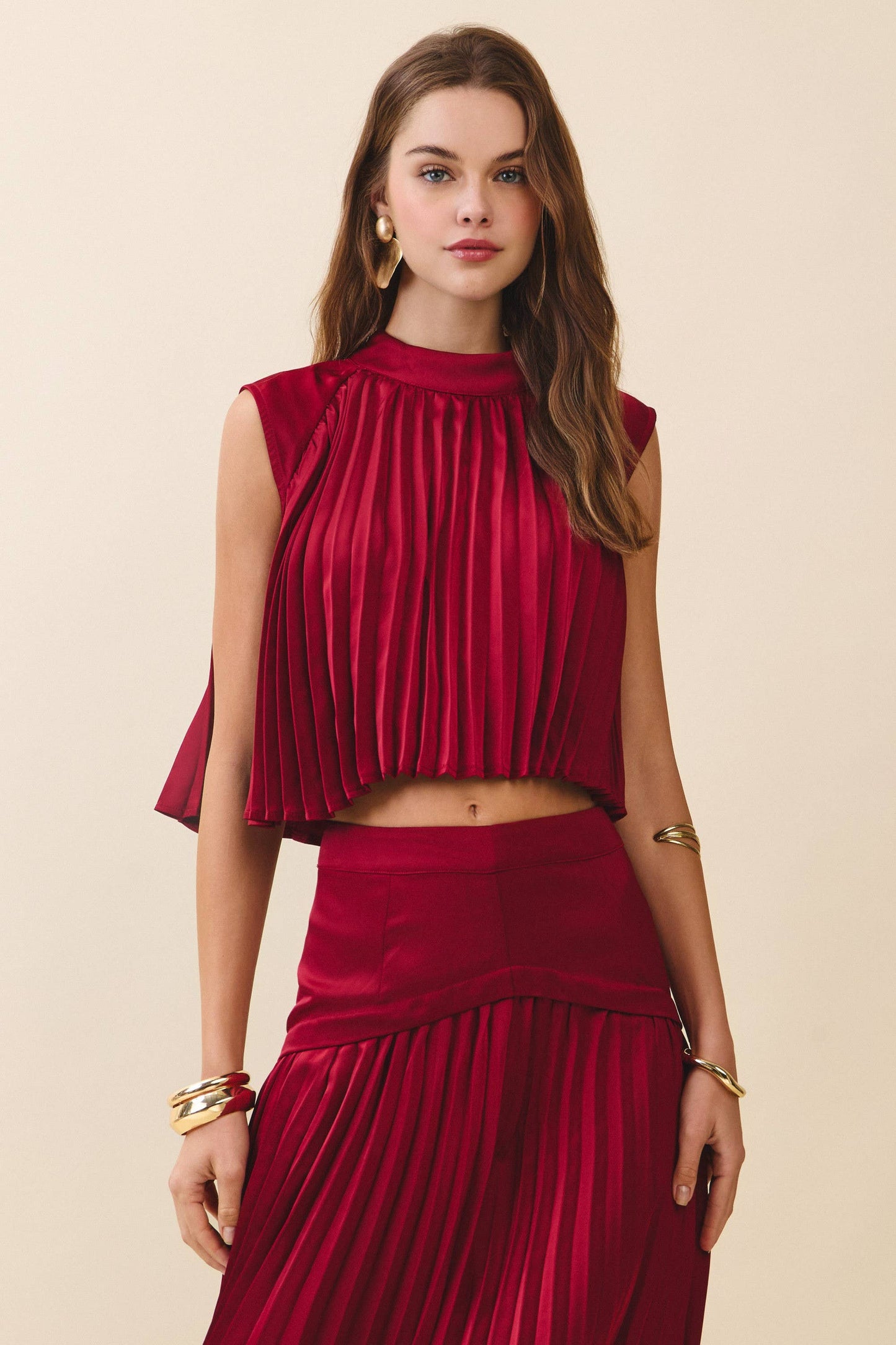 Mock Neck Pleated Overlay Sleeveless Crop Top