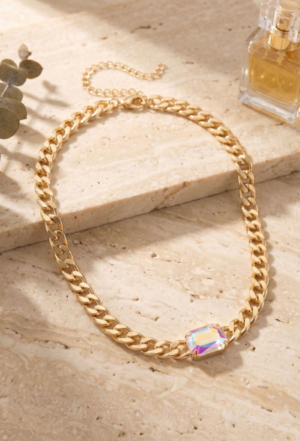 6NGH2BGCAB - Necklace