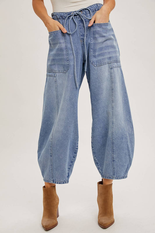 Mid Rise Barrel Jean