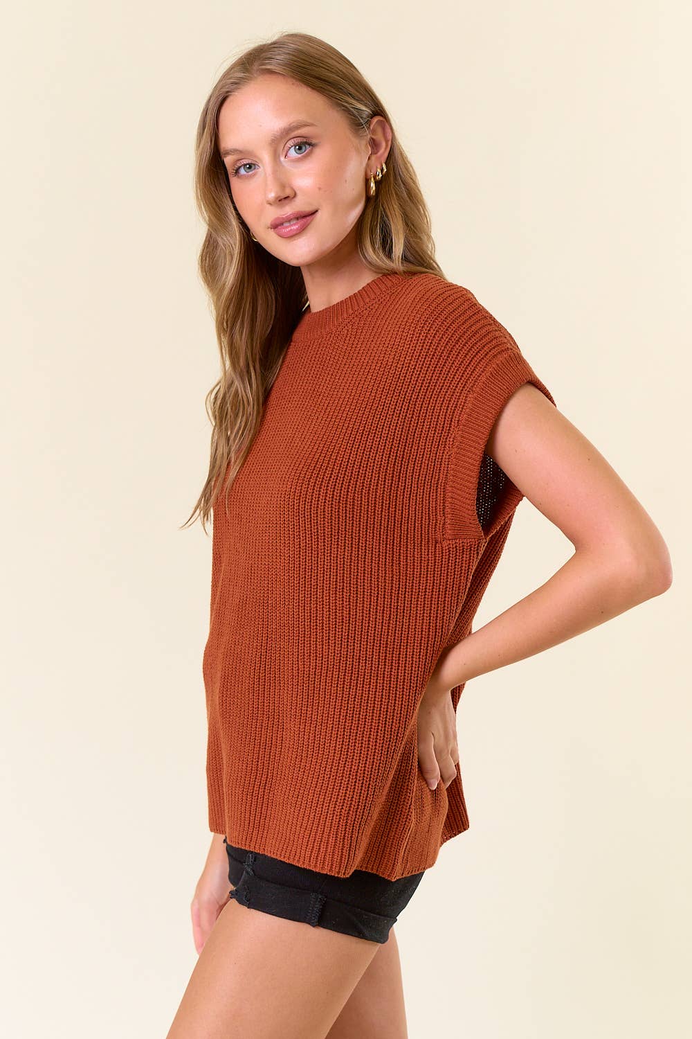 Ribbed Sweater Vest