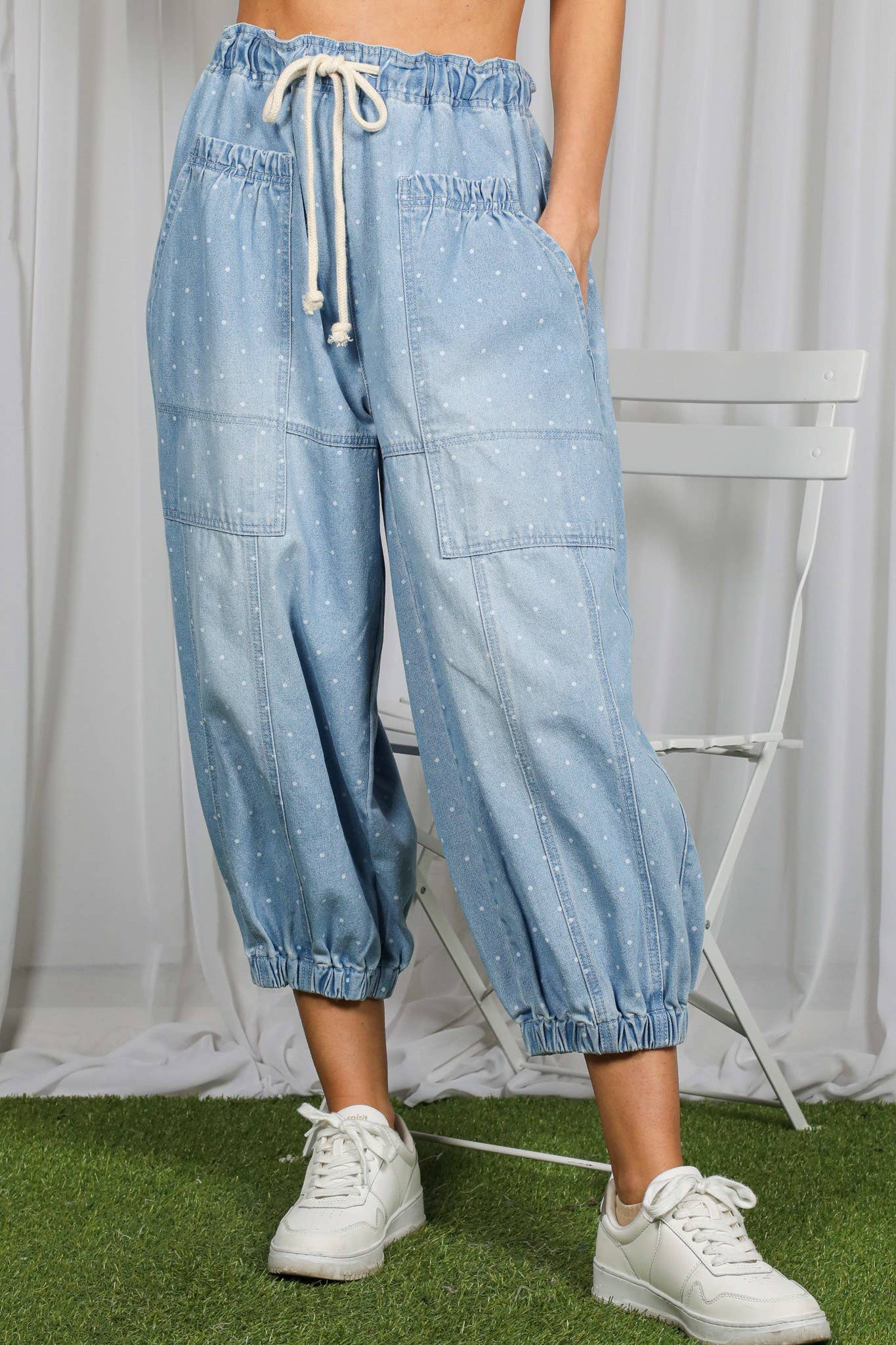 Polka Dot Patch Pocket Crop Barrel Jean