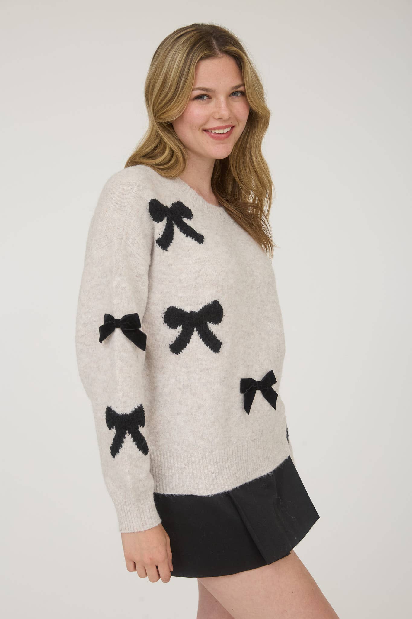 Bow Pattern Sweater