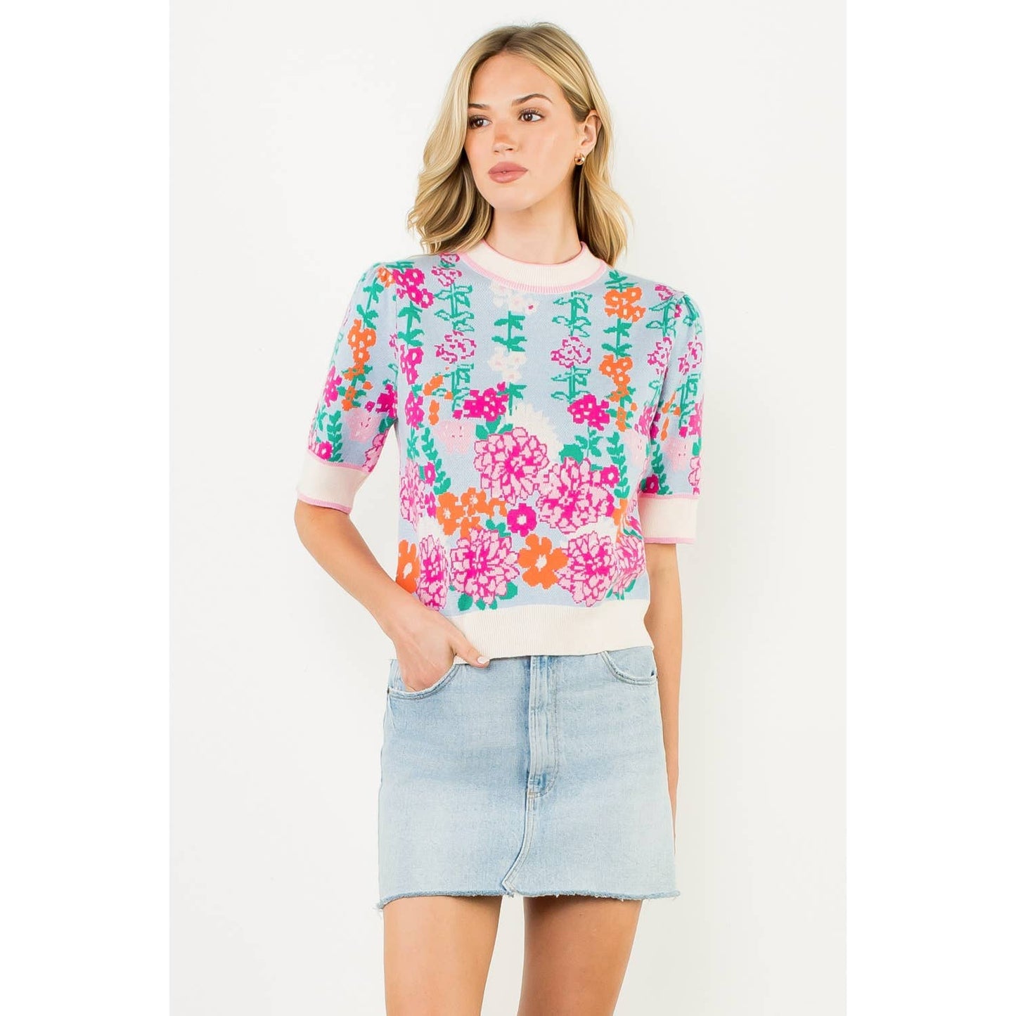 Short Sleeve Floral Knit Top