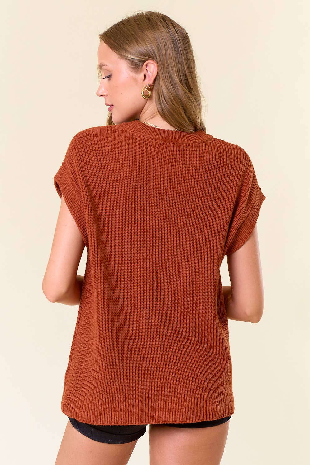 Ribbed Sweater Vest